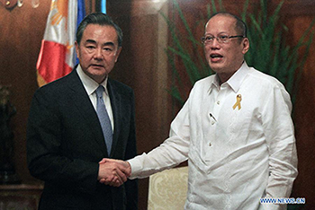 Состоялась встреча Ван И и президента Филиппин