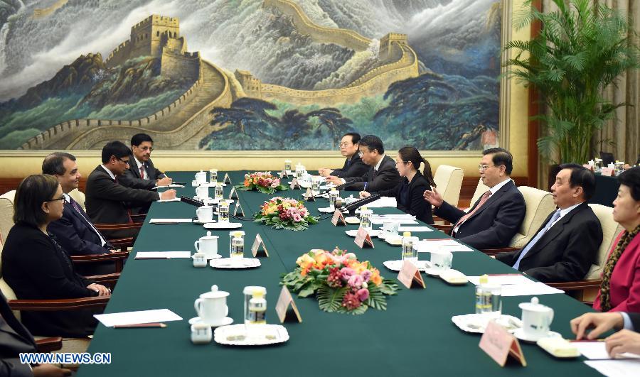 Чжан Дэцзян встретился с председателем Межпарламентского союза С. Чоудхури
