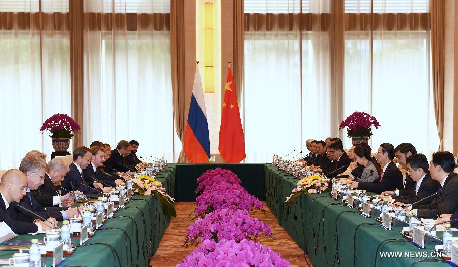 Чжан Гаоли и А. Дворкович провели заседание Китайско-российской комиссии по энергетическому сотрудничеству