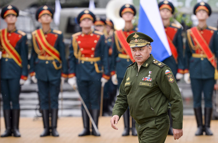 Почему Путин отдал армию в руки Шойгу (The Economist)