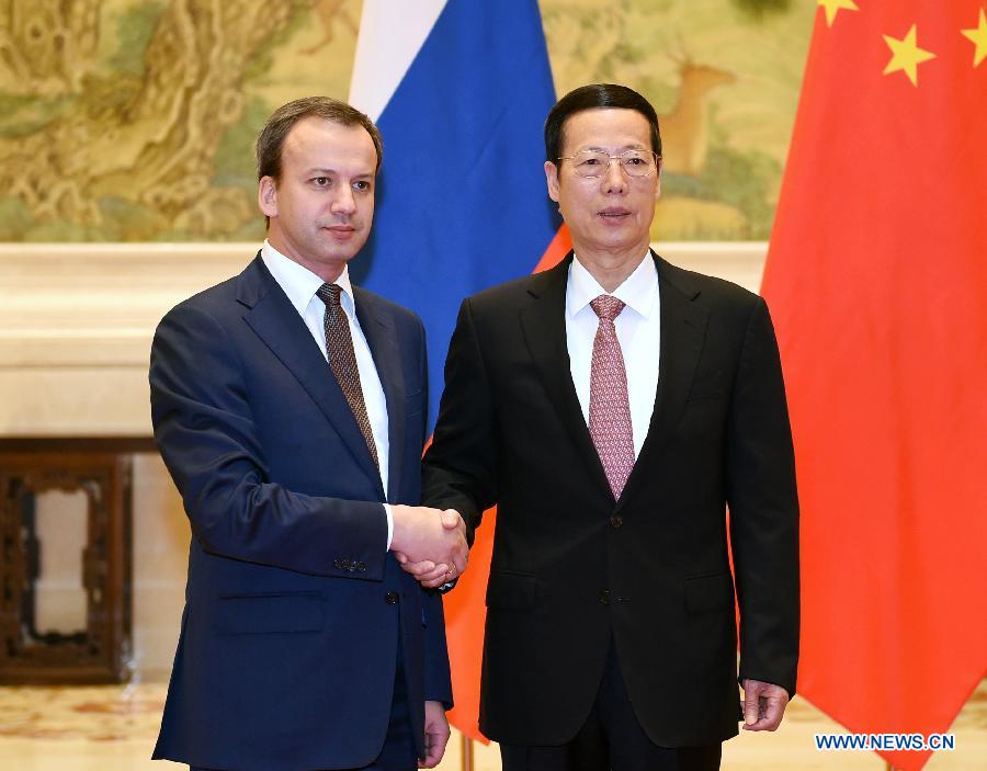 В 2015 году Китай и Россия продолжают плодотворное сотрудничество в энергетической сфере -- китайская газета