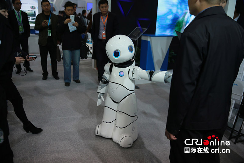 В Пекине открылась Всемирная конференция робототехники-2015