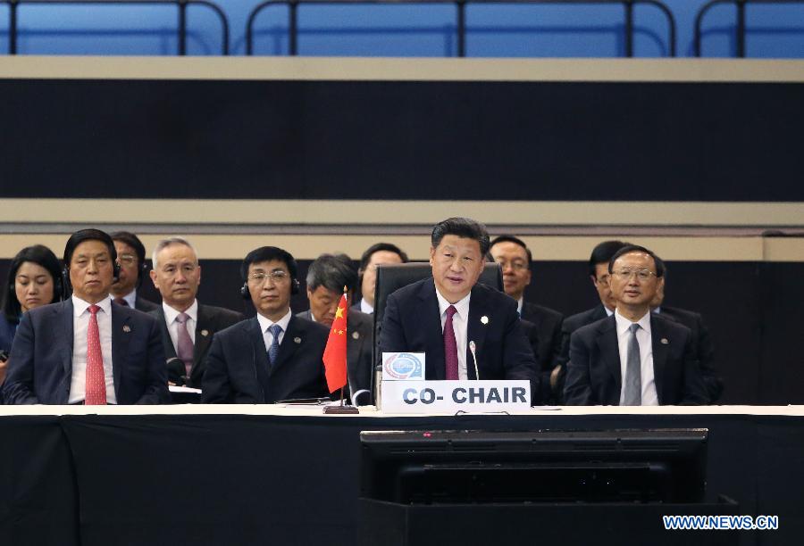 Си Цзиньпин и Дж. Зума председательствовали на пленарном заседании на саммите в рамках Форума сотрудничества Китай-Африка