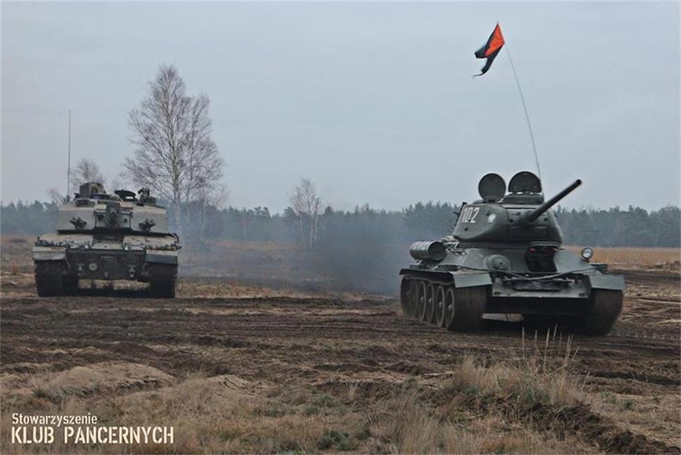 Танк Т-34 польской армии принял участие в учениях НАТО