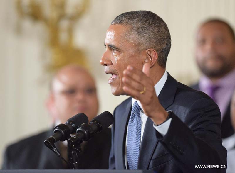 Б. Обама ввел новые меры по ограничению оборота оружия