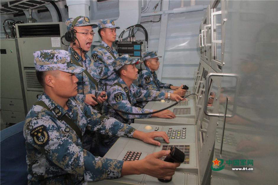Эсминцы НОАК провели учения на Южно-китайском море