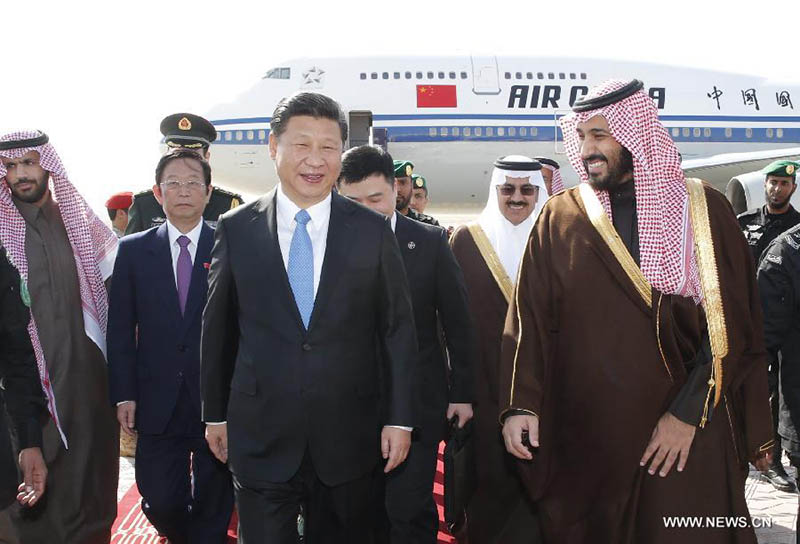 Си Цзиньпин начал государственный визит в Саудовскую Аравию