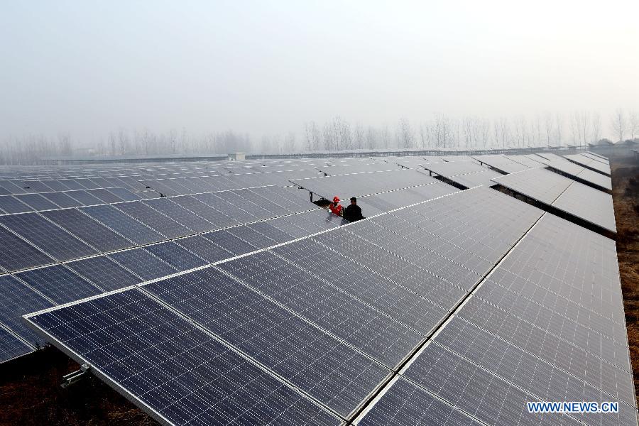 Китай вышел на первое место в мире по мощности электростанций на солнечных батареях