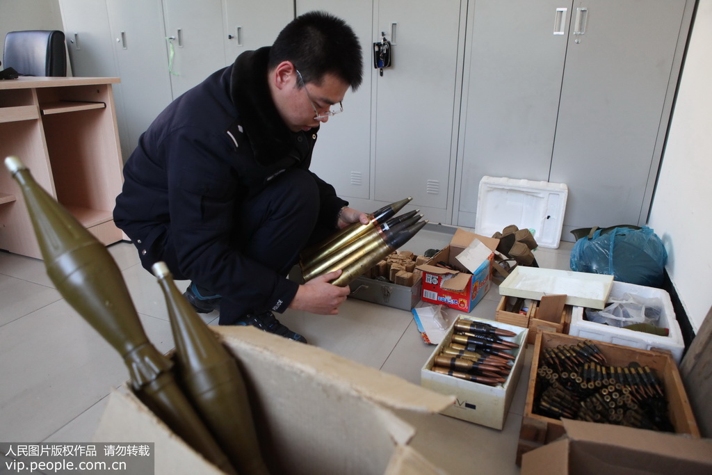 Фанат военных дел задержан за незаконное хранение боеприпасов