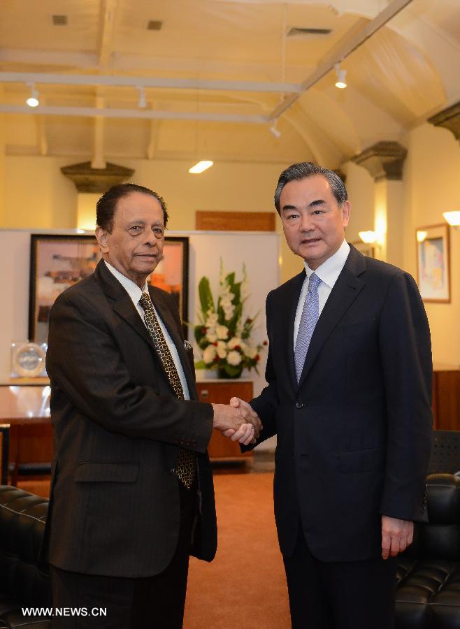 Китай и Маврикий намерены укрепить двустороннее сотрудничество