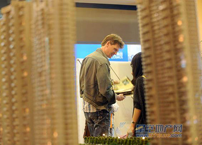 Работающие в Пекине иностранцы могут сразу покупать квартиры