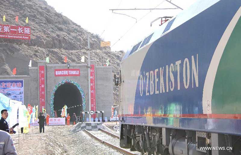Завершено строительство туннеля Камчик в Узбекистане