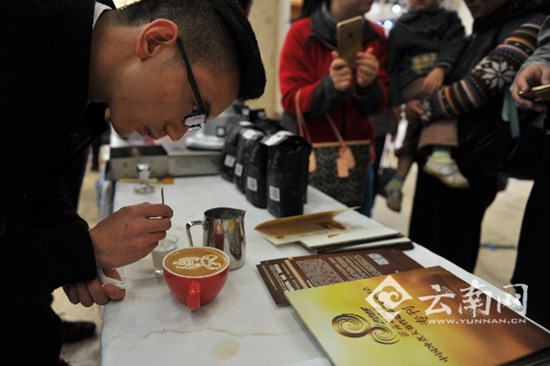 Лучшие китайские кофевары продемонстрировали свое мастерство в Куньмине
