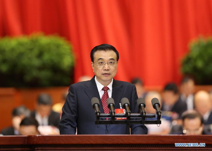 Ли Кэцян отметил совершенствование исполнения правительственных функций и обновление форм управления