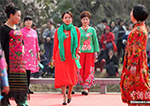 Возрастные модели выступили на показе традиционных китайских костюмов в Нанкине