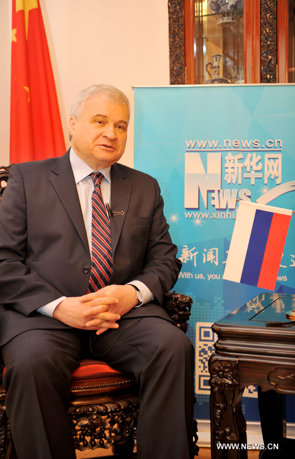 Посол России в Китае высоко оценил работу "двух сессий"