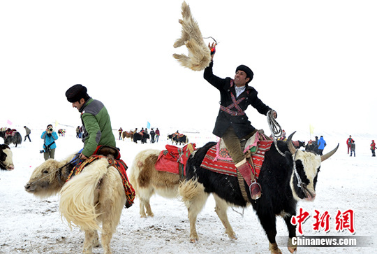 В Таджикском автономном уезде Синьцзяна отметили традиционный праздник Навруз