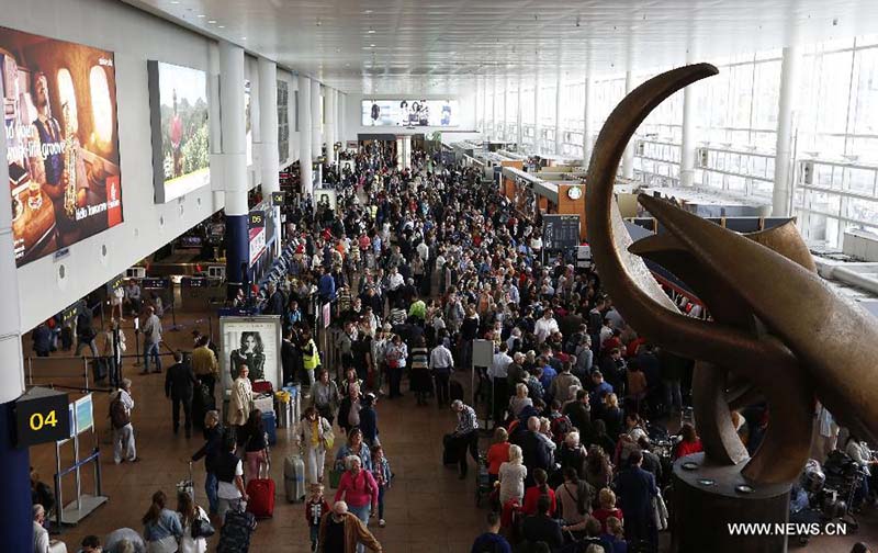 В аэропорту Брюсселя прогремели взрывы