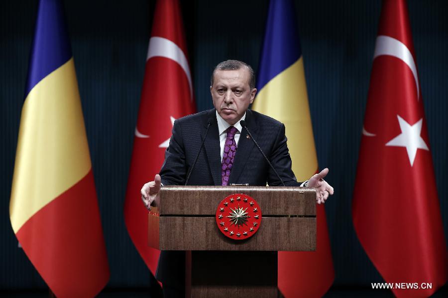 Совершивший теракт в Брюсселе террорист был депортирован из Турции -- президент Турции