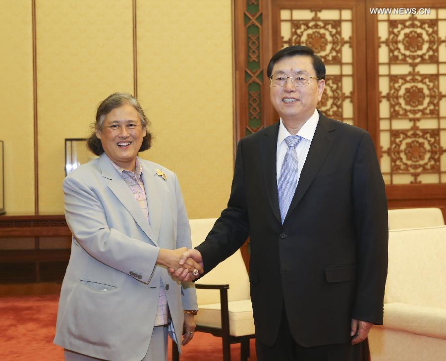 Председатель ПК ВСНП Чжан Дэцзян уверен в плодотворном развитии китайско-таиландских отношений