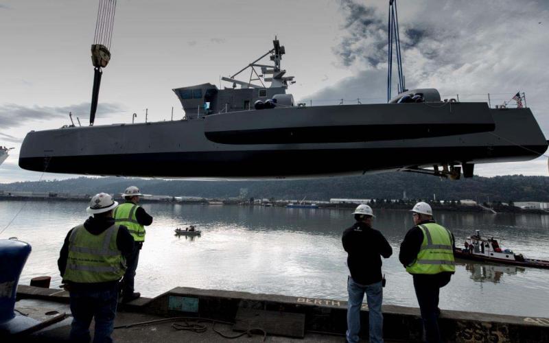 Военный флот США спустил на воду самоуправляемый противолодочный корабль для сдерживания Китая и РФ