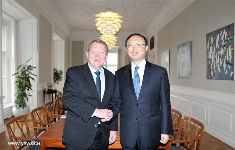 Премьер-министр Дании встретился с Ян Цзечи