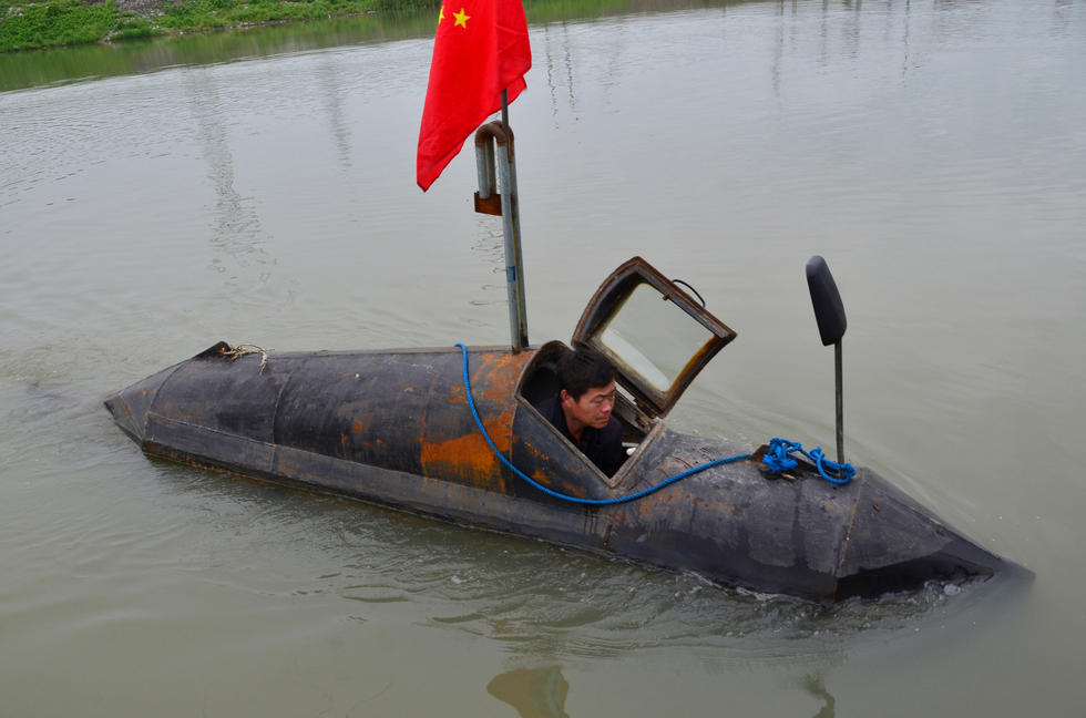 Китайский фермер построил подводную лодку собственной конструкции