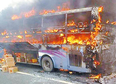 Восемь человек погибли в результате захвата и поджога автобуса в Северо-Западном Китае