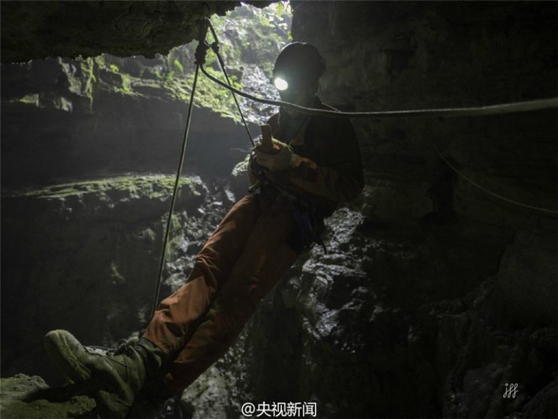 Раскрыты новые секреты самой длинной пещеры в Китае 