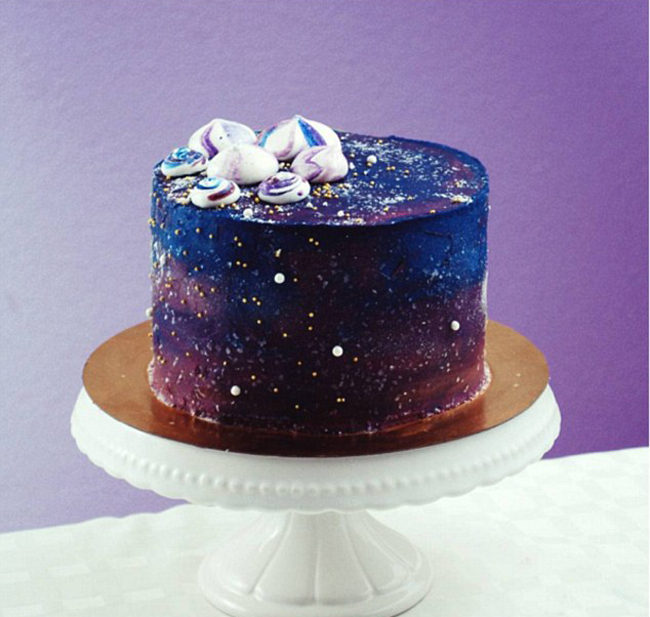 «Съесть Галактику»: в Европе и в США торты на космическую тему стали хитом интернета 
