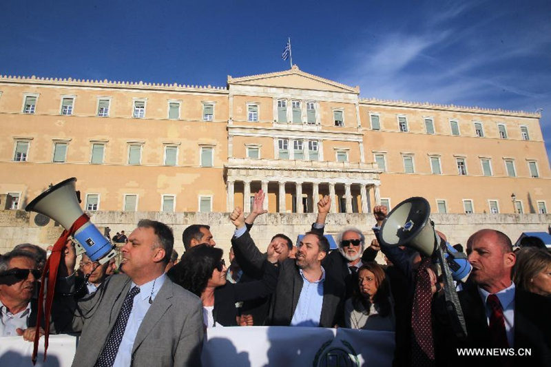 Парламент Греции принял проект реформы налогообложения и пенсионной реформы