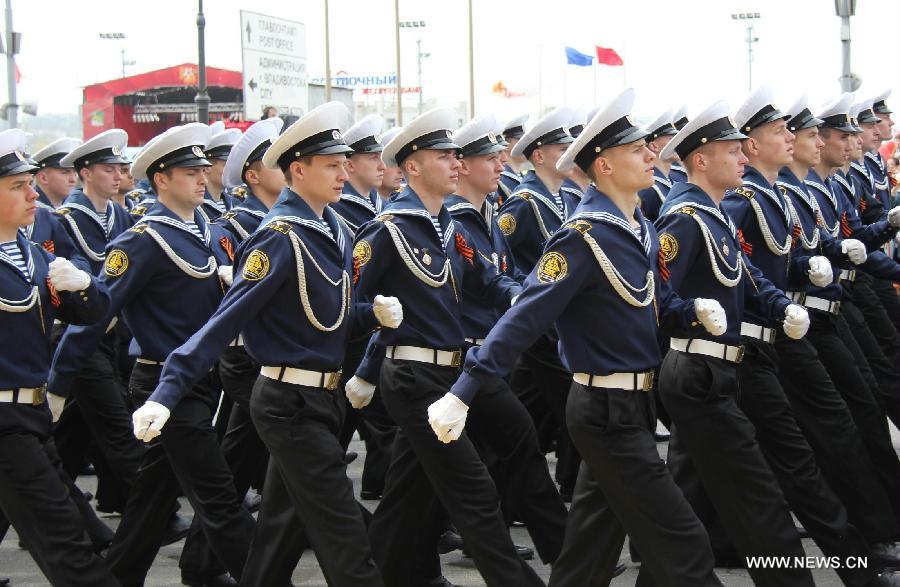 Специальный репортаж: Во Владивостоке торжественно отметили День Победы