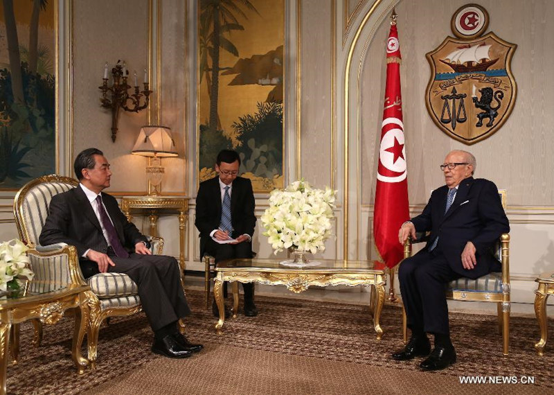 Президент Туниса Бежи Каид ас-Себси встретился с Ван И