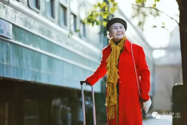 87-летняя китайская бабушка: право быть «в тренде» не принадлежит лишь молодежи