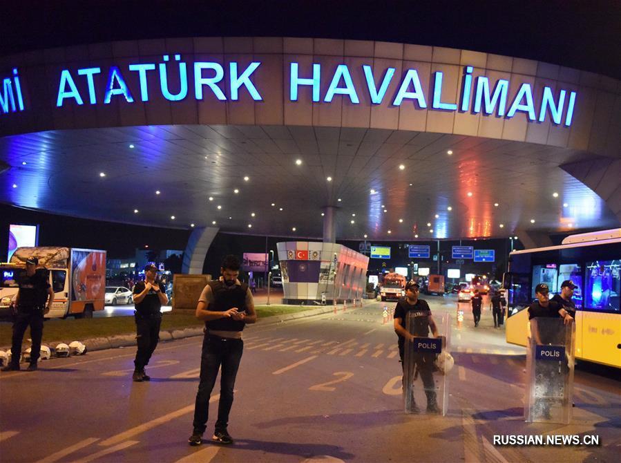 Как минимум 36 человек погибли в результате взрывов в международном аэропорту Стамбула