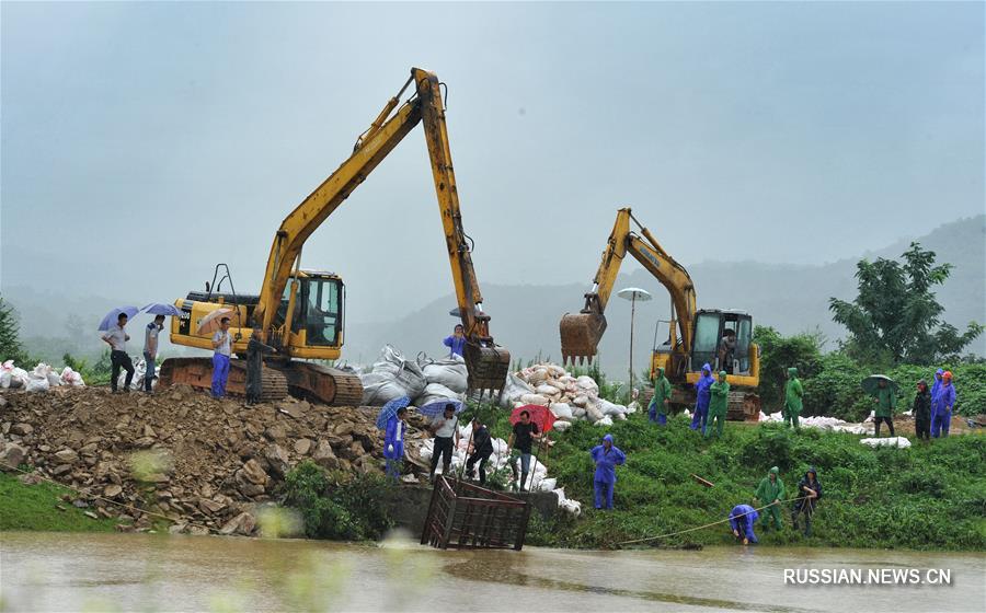 Продолжающиеся ливни привели к наводнениям в провинции Хунань