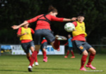 женская футбольная сборная Китая на тренировочной базе вблизи города Мюлуз во Франции 
