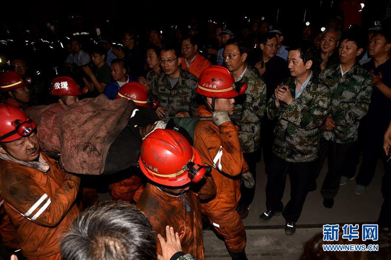 8 шахтеров спасены в провинции Шаньси