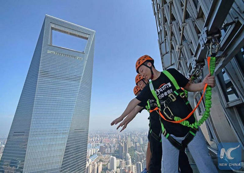 В Шанхае будет сдана в эксплуатацию открытая смотровая тропа на высоте 340 метров