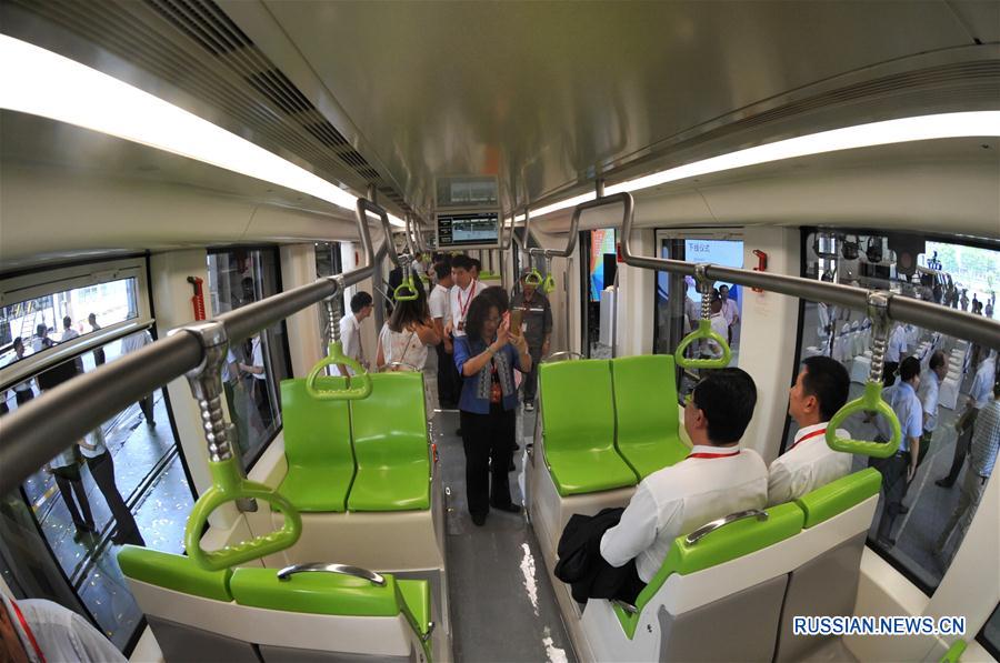 Первый трамвай китайской разработки со сверхъемким конденсатором, работающий без внешней электротяги