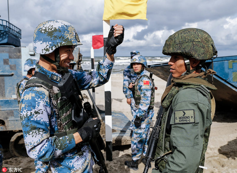Китайские солдаты приняли участие в российских военных соревнованиях «Морской удар»