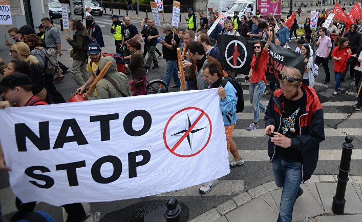 Мы должны отойти от НАТО, если не хотим воевать