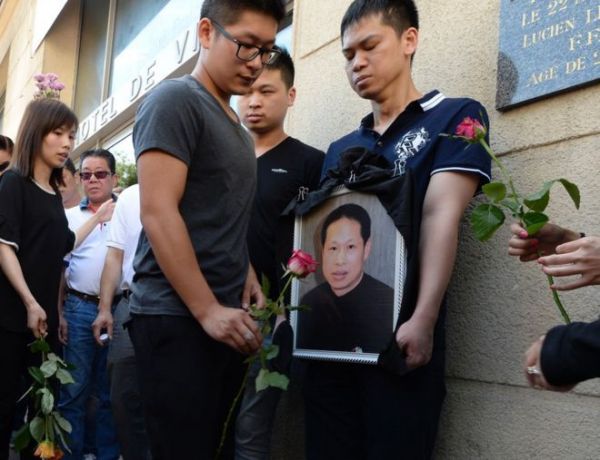 Тысячи китайцев во Франции выступили против избиения одного китайца до смерти