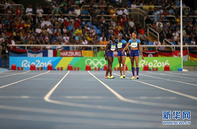 Женская сборная США после повторного забега в эстафете 4 по 100 метров лишила китайскую команду права на участие в финале