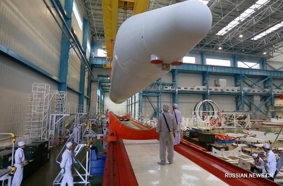 Самая мощная китайская ракета-носитель "Чанчжэн-5" отправилась по морю к месту будущего запуска