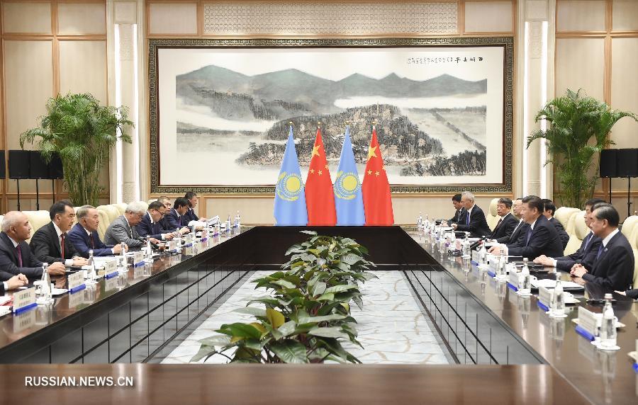 Си Цзиньпин провел переговоры с президентом Казахстана