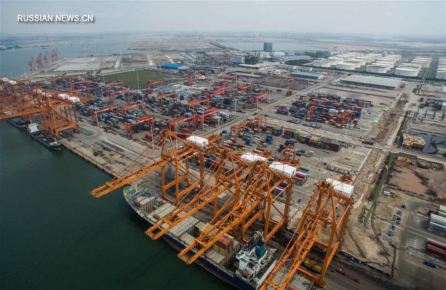 Порты залива Бэйбу на юге Китая