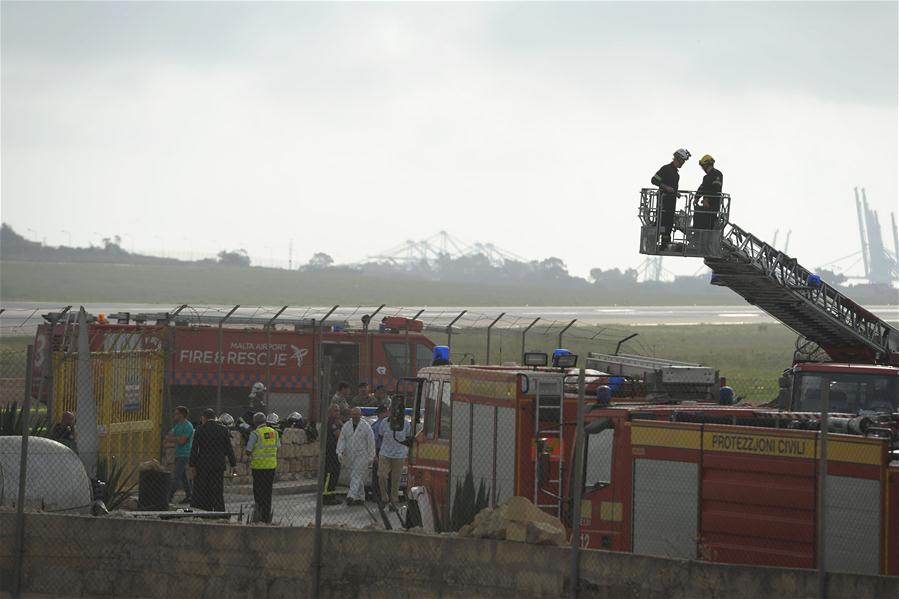 5 человек погибли при крушении самолета на Мальте