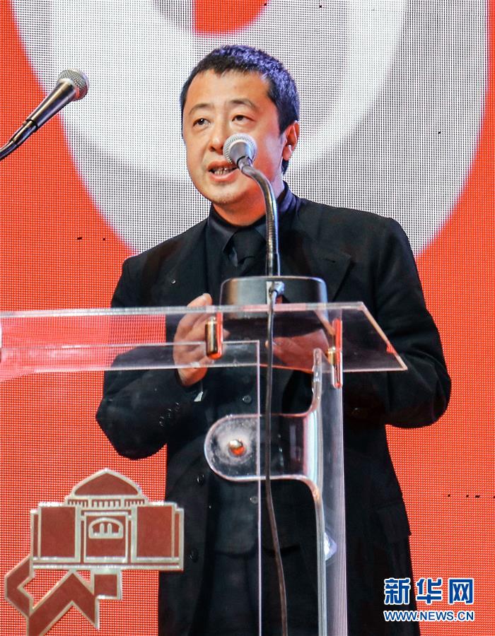 Цзя Чжанкэ был награжден премией за выдающиеся художественные достижения на Каирском международном кинофестивале