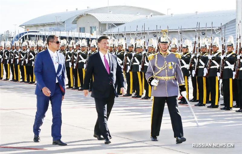 Си Цзиньпин прибыл в Кито, начав государственный визит в Эквадор